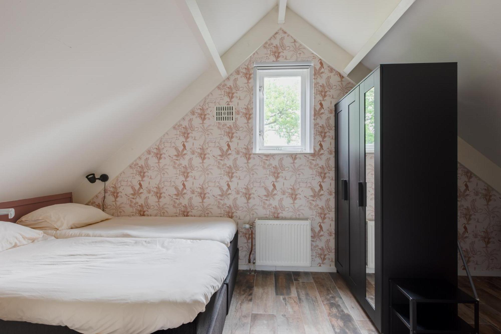 Het Huys Ewijk Mooi Luxe En Een Laadpaal Kültér fotó