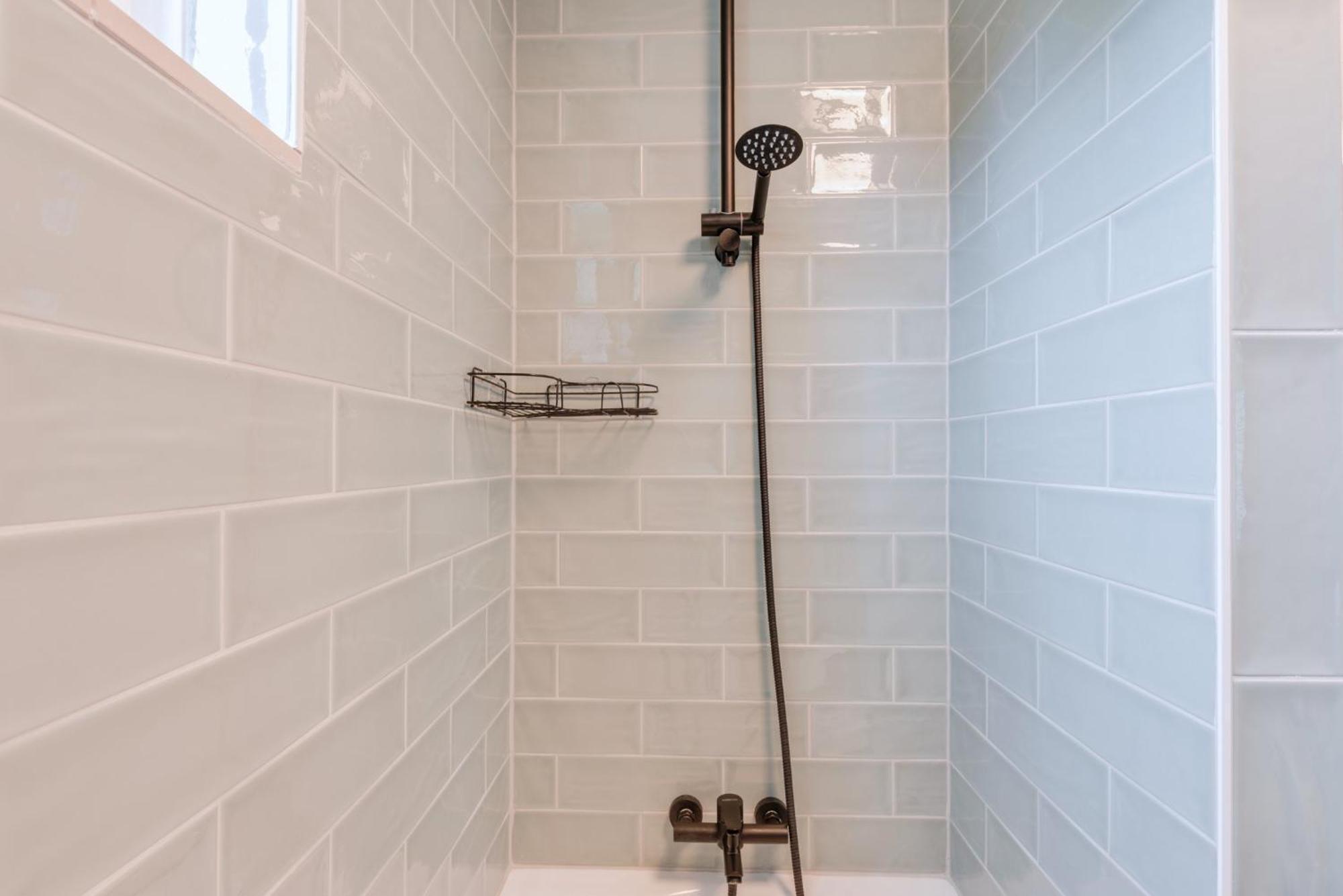 Het Huys Ewijk Mooi Luxe En Een Laadpaal Kültér fotó