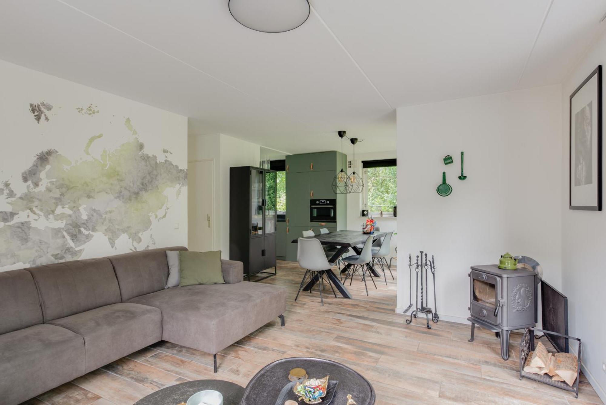 Het Huys Ewijk Mooi Luxe En Een Laadpaal Kültér fotó